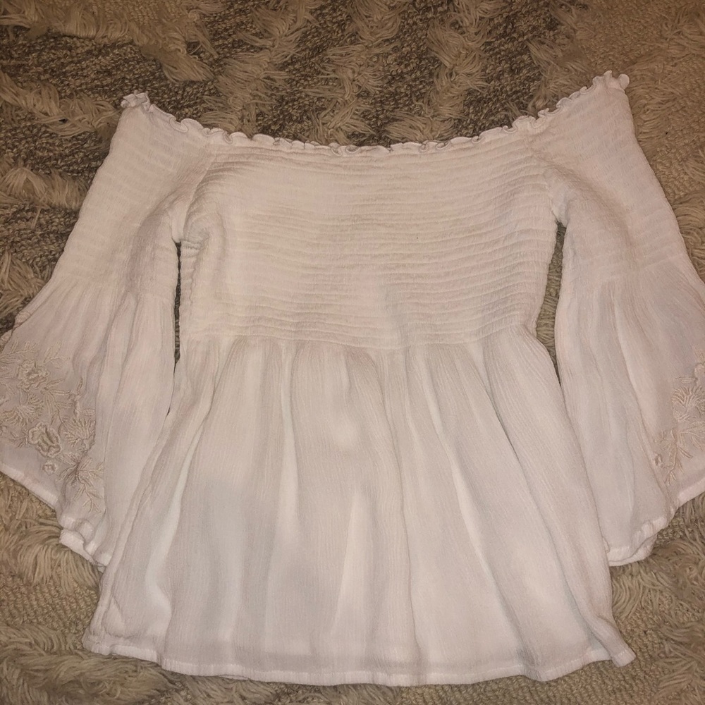 Hollister Off the shoulder top